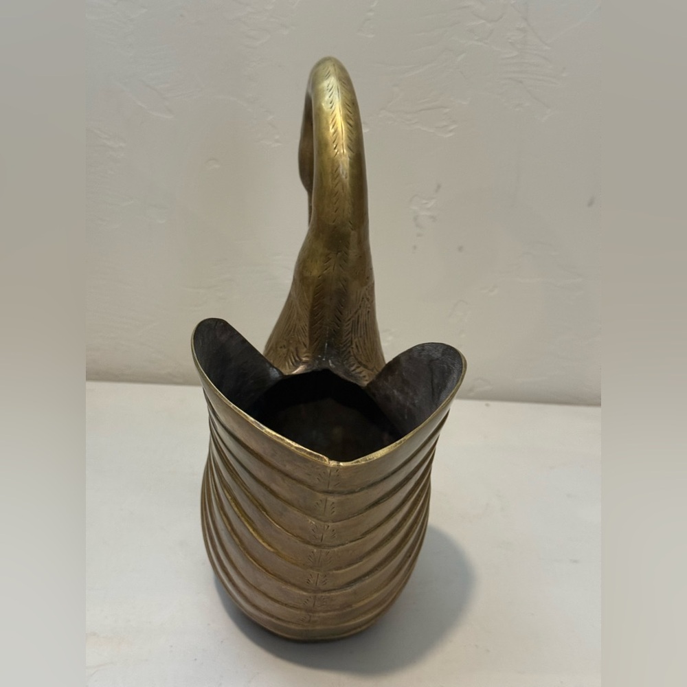 Vintage Solid Brass 10 inch Swan Showpiece Planter natural patina - Picture 6 of 12